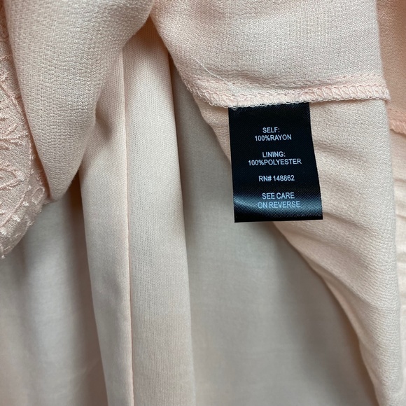 Torrid Women's Blush Embroidered Button Up Shirt Dress Size 2X - Picture 9 of 11